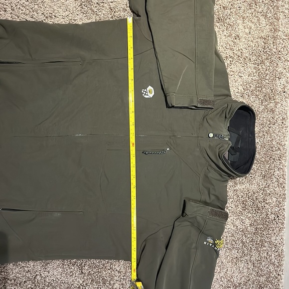 Mountain Hardwear Soft Shell jacket (in Moss green) - Picture 6 of 7